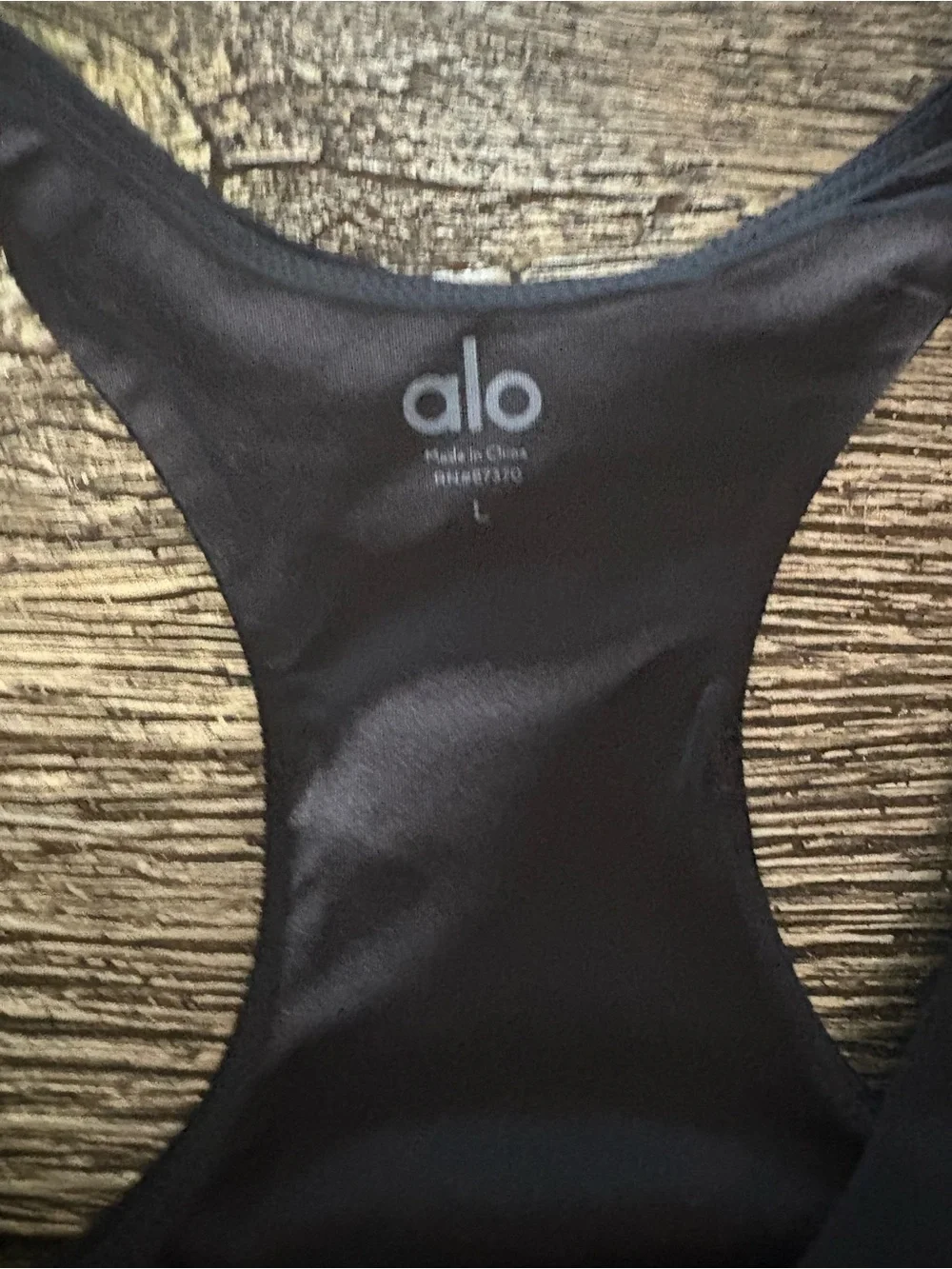 ALO Yoga accolade sweatshirt Racerback Sports Bra